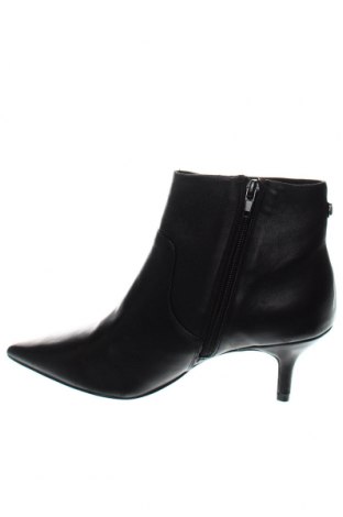 Damen Stiefeletten Steve Madden, Größe 38, Farbe Schwarz, Preis 73,76 €