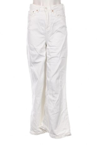 Γυναικείο Τζίν, Μέγεθος S, Χρώμα Λευκό, Τιμή 7,56 €
