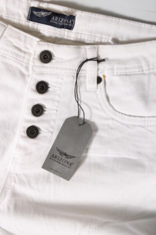Damen Jeans Arizona, Größe M, Farbe Weiß, Preis € 4,50