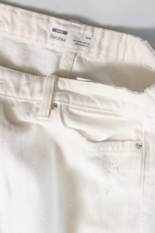 Dámské džíny  Bershka, Velikost L, Barva Bílá, Cena  374,00 Kč