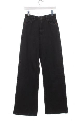 Damen Jeans Bershka, Größe XS, Farbe Grau, Preis 11,10 €