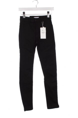 Damen Jeans Bershka, Größe S, Farbe Schwarz, Preis 23,53 €