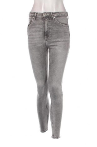 Damen Jeans Bershka, Größe S, Farbe Grau, Preis 20,00 €