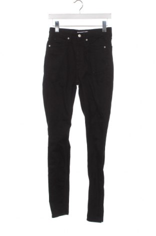 Дамски дънки Calvin Klein Jeans, Размер S, Цвят Черен, Цена 40,80 лв.