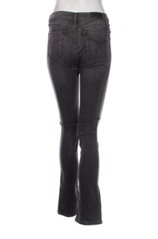 Blugi de femei Calvin Klein Jeans, Mărime S, Culoare Gri, Preț 104,08 Lei
