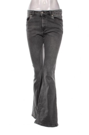 Damen Jeans Clockhouse, Größe M, Farbe Grau, Preis 9,08 €