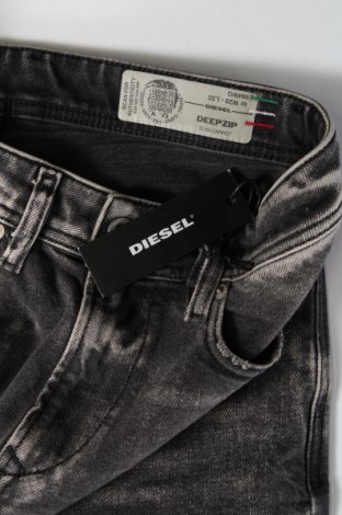 Dámske džínsy  Diesel, Veľkosť S, Farba Sivá, Cena  53,20 €