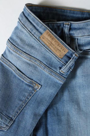 Damskie jeansy Esprit, Rozmiar S, Kolor Niebieski, Cena 52,78 zł