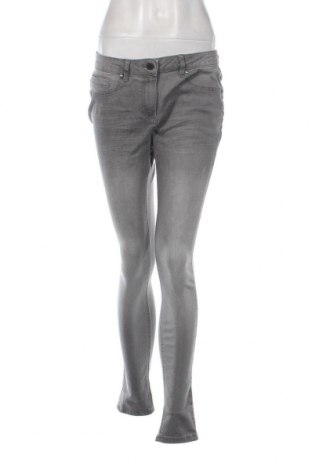 Damen Jeans Gina, Größe M, Farbe Grau, Preis 6,66 €
