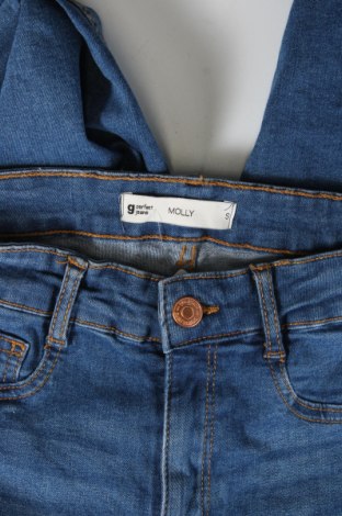 Dámske džínsy  Gina Tricot, Veľkosť S, Farba Modrá, Cena  19,28 €