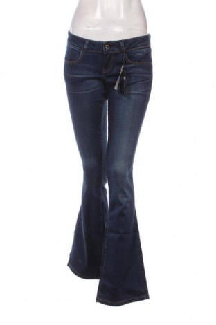 Γυναικείο Τζίν Guess, Μέγεθος M, Χρώμα Μπλέ, Τιμή 53,20 €