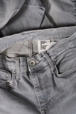 Dámske džínsy  H&M, Veľkosť S, Farba Sivá, Cena  18,01 €