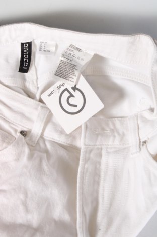 Γυναικείο Τζίν H&M Divided, Μέγεθος M, Χρώμα Λευκό, Τιμή 17,94 €