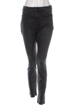Damen Jeans Mac, Größe L, Farbe Grau, Preis 52,19 €