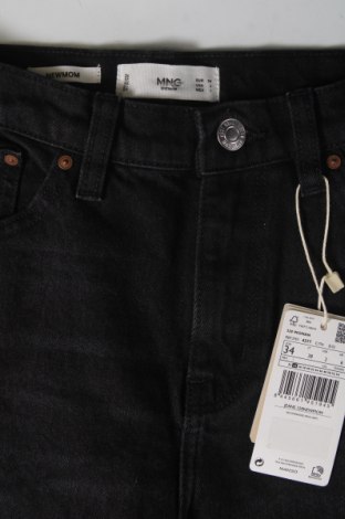 Dámske džínsy  Mango, Veľkosť XS, Farba Čierna, Cena  39,69 €