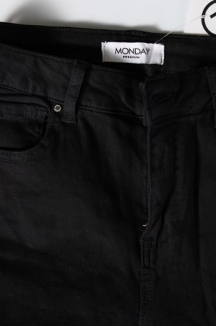 Damen Jeans Monday Premium, Größe S, Farbe Schwarz, Preis 3,03 €