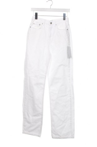 Damskie jeansy NA-KD, Rozmiar XS, Kolor Biały, Cena 69,41 zł