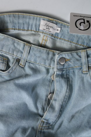 Damskie jeansy NA-KD, Rozmiar S, Kolor Niebieski, Cena 131,14 zł