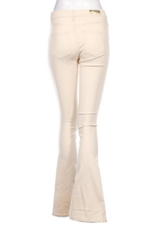 Damen Jeans ONLY, Größe XS, Farbe Ecru, Preis 23,66 €