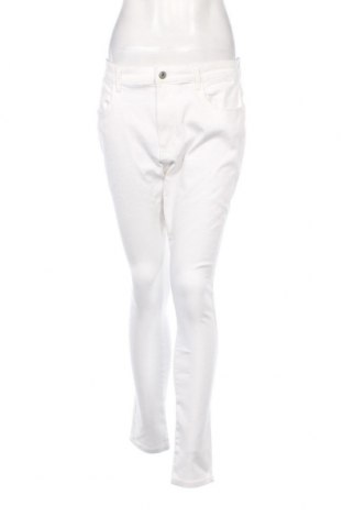Damskie jeansy ONLY Carmakoma, Rozmiar XL, Kolor Biały, Cena 32,84 zł