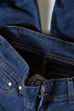 Damen Jeans One Love, Größe M, Farbe Blau, Preis 5,94 €