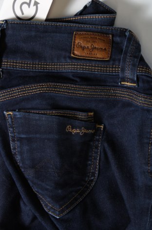 Дамски дънки Pepe Jeans, Размер M, Цвят Син, Цена 22,50 лв.