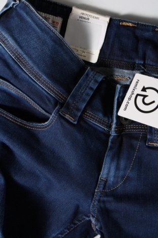 Dámské džíny  Pepe Jeans, Velikost M, Barva Modrá, Cena  374,00 Kč