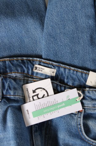 Дамски дънки Perfect Jeans By Gina Tricot, Размер M, Цвят Син, Цена 77,00 лв.
