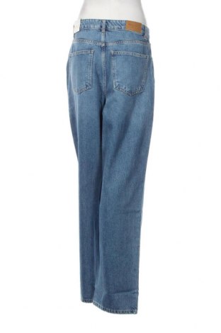 Дамски дънки Perfect Jeans By Gina Tricot, Размер M, Цвят Син, Цена 77,00 лв.