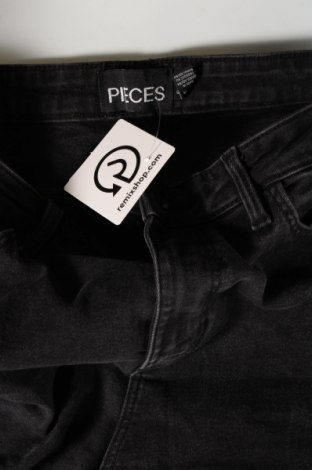 Damen Jeans Pieces, Größe M, Farbe Schwarz, Preis 13,89 €