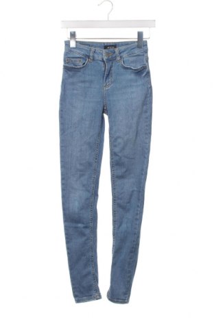 Dámske džínsy  Pieces, Veľkosť XS, Farba Modrá, Cena  2,89 €