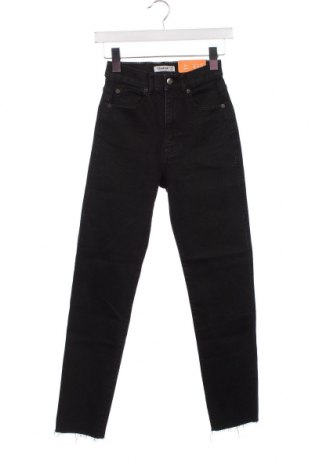 Blugi de femei Pull&Bear, Mărime XXS, Culoare Negru, Preț 123,99 Lei