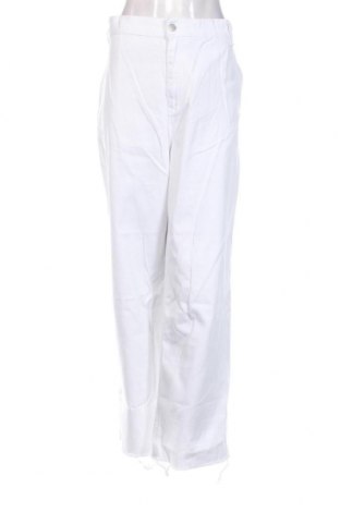 Γυναικείο Τζίν Pull&Bear, Μέγεθος M, Χρώμα Λευκό, Τιμή 8,90 €