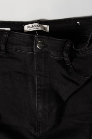 Дамски дънки Pull&Bear, Размер M, Цвят Черен, Цена 11,60 лв.