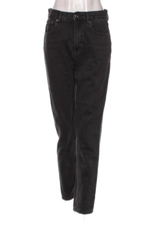 Damen Jeans Pull&Bear, Größe M, Farbe Grau, Preis 8,55 €