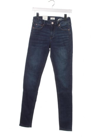 Damskie jeansy Q/S by S.Oliver, Rozmiar XS, Kolor Niebieski, Cena 163,61 zł