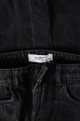 Dámske džínsy  Reserved, Veľkosť XS, Farba Sivá, Cena  6,71 €
