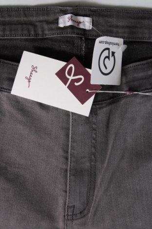Damen Jeans Sheego, Größe 4XL, Farbe Grau, Preis 24,45 €