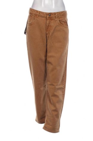 Damen Jeans Sisley, Größe M, Farbe Braun, Preis € 17,73