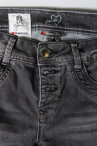Damen Jeans Street One, Größe XL, Farbe Grau, Preis € 11,86
