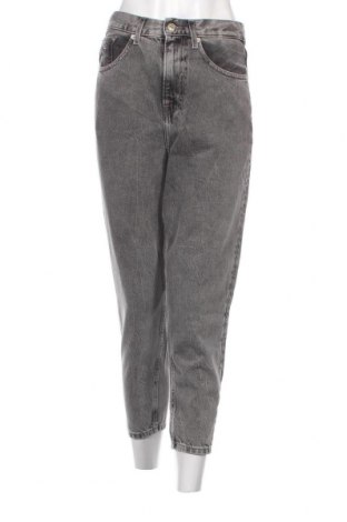 Damen Jeans Tommy Jeans, Größe S, Farbe Grau, Preis 105,15 €