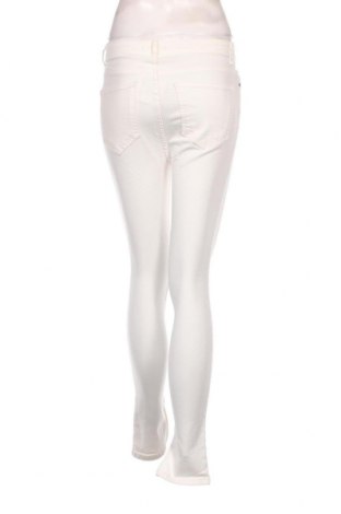 Damen Jeans Trendyol, Größe S, Farbe Weiß, Preis 7,19 €