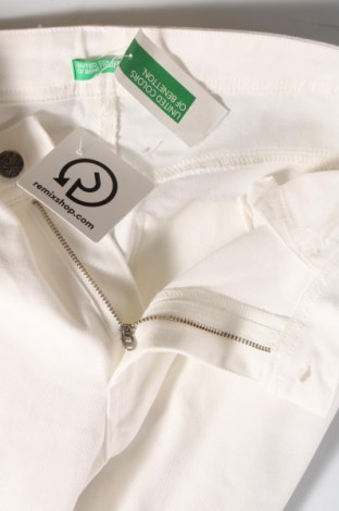 Damen Jeans United Colors Of Benetton, Größe S, Farbe Weiß, Preis 14,38 €