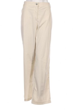 Γυναικείο κοτλέ παντελόνι Brax, Μέγεθος XL, Χρώμα Εκρού, Τιμή 38,61 €