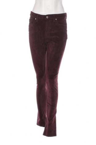 Pantaloni de velvet de femei Levi's, Mărime S, Culoare Mov, Preț 33,55 Lei