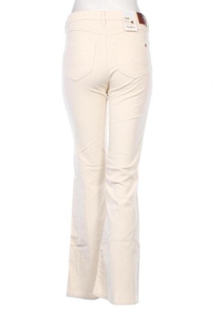 Дамски джинси Pepe Jeans, Размер S, Цвят Екрю, Цена 54,60 лв.