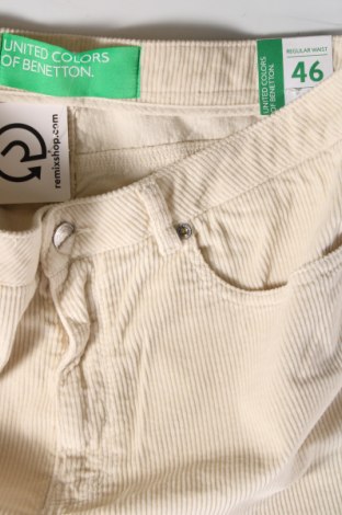 Дамски джинси United Colors Of Benetton, Размер L, Цвят Екрю, Цена 27,90 лв.