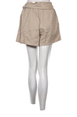 Pantaloni scurți de femei, Mărime M, Culoare Bej, Preț 37,73 Lei