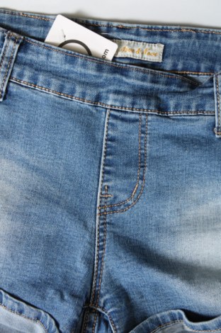 Pantaloni scurți de femei, Mărime XL, Culoare Albastru, Preț 26,17 Lei