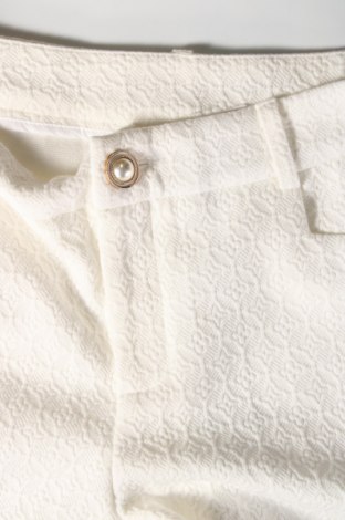 Γυναικείο κοντό παντελόνι, Μέγεθος M, Χρώμα Λευκό, Τιμή 7,05 €